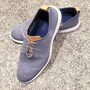 Cole Haan, size 10, Grey Wingtips